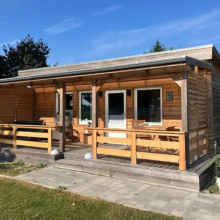 Huehnergott Beim Boddenstrand Holiday home *